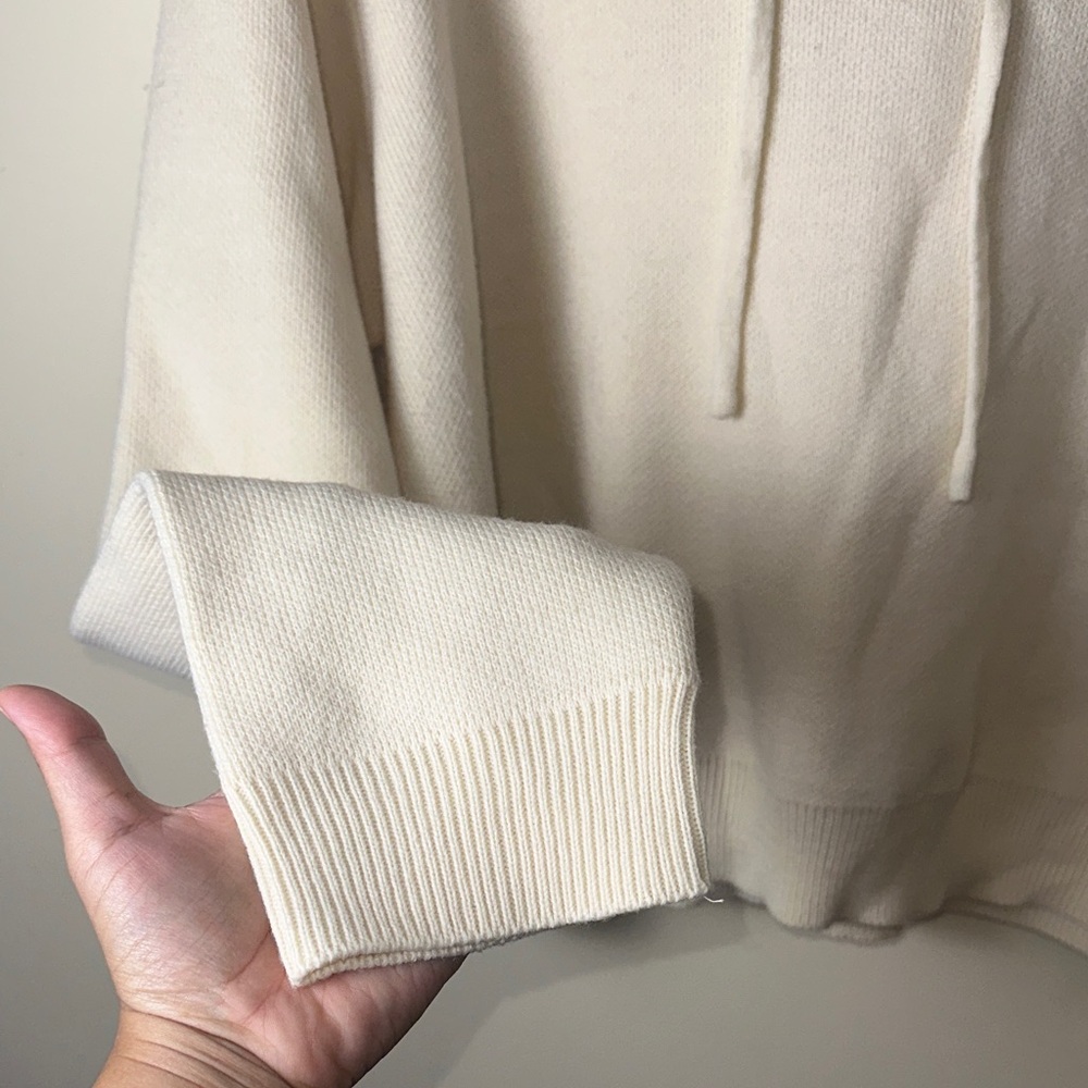 Pretty Little Thing Cream Hoodie Sweater Size XL - Picture 6 of 7